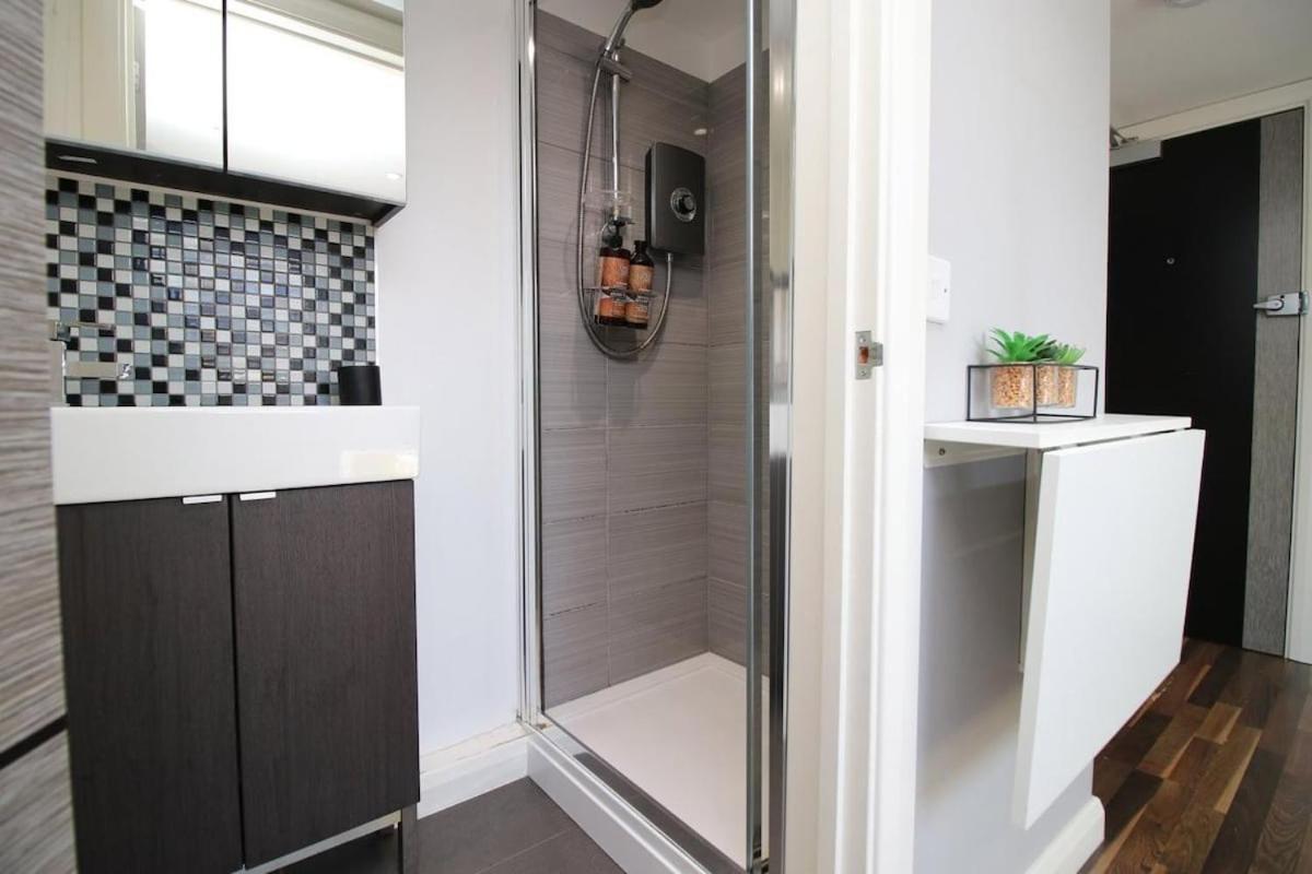 Chic & Trendy Studio كارديف المظهر الخارجي الصورة